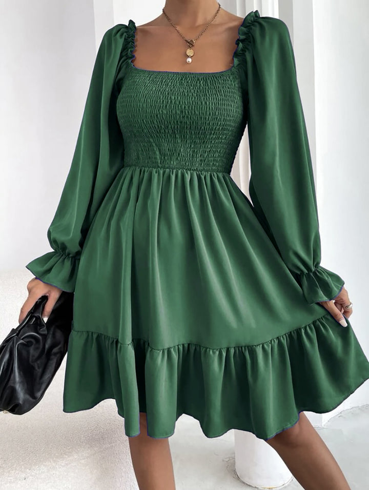 Dame sommerkjole med elastisk bustier og volanger Stilla