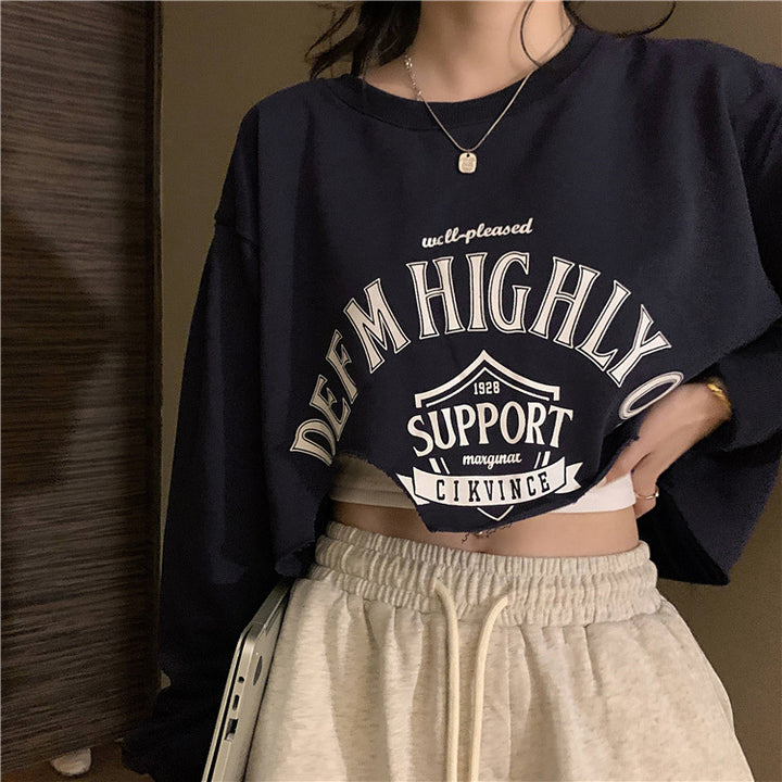 Femme Cropped Graphic Sweatshirt med frynset kant Stilla