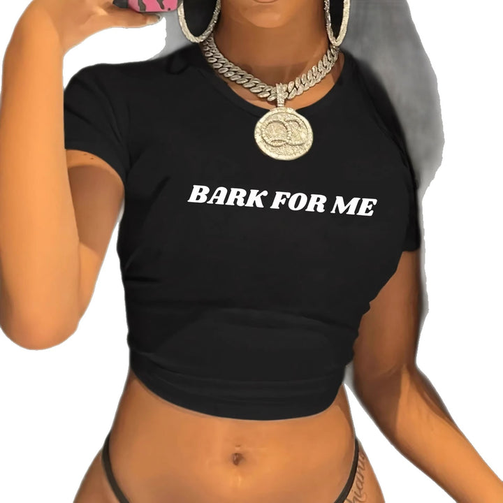 Dame kortærmet crop-t-shirt med iøjnefaldende tekst Skovae