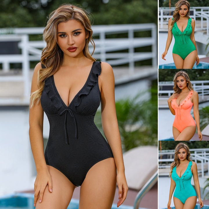 Dame one-piece badedragt med legende ruffle detaljer og dyb v-hals Stilla