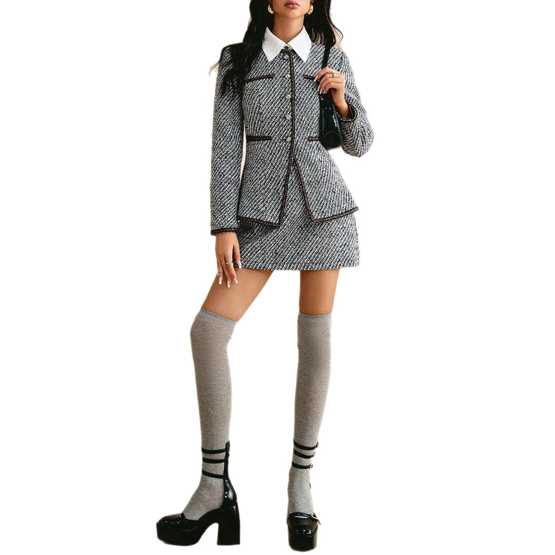 Kvinders fashionable tweed jakke med nederdel Stilla