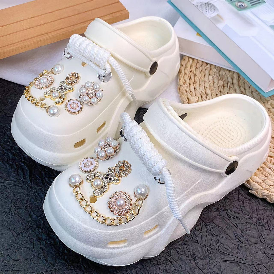 Dame Clogs med elegant smykkepynt og komfortabelt fodseng Stilla