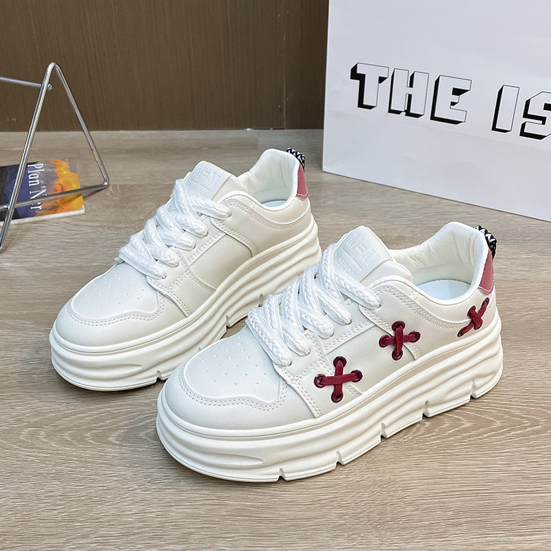 Dame Mode Sneakers med tykk plateau sål og unikt snøre design Stilla