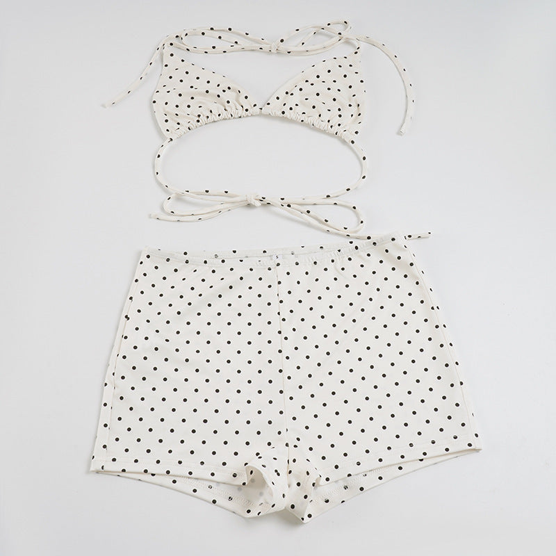 Damebikinisæt i højkvalitetsmateriale med moderne polka-prikker design Skovae