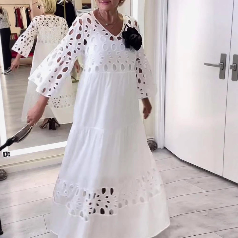 Dame Maxikjole med blomsterudskæringsdesign Stilla