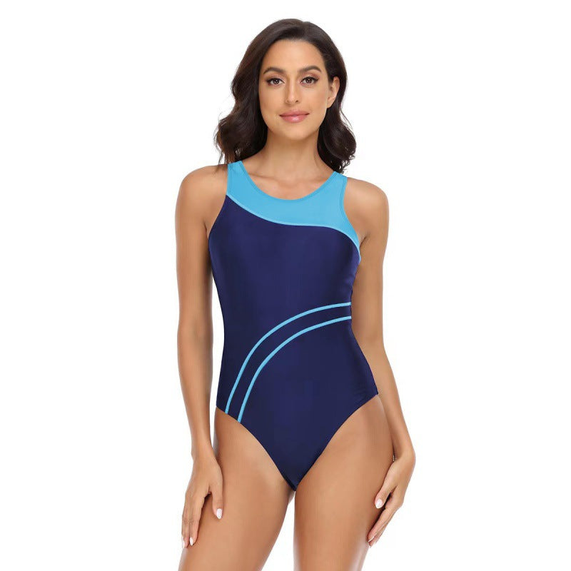 Dame svømmedragter med moderne racerback-design og sporty pasform Skovae