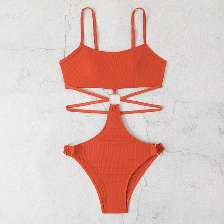 Dame Bikiniset med stilfuld cut-out design og gyldne accenter Skovae