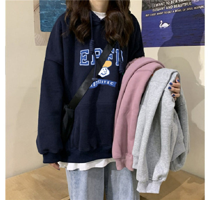 Dame hoodie med unikt logo print Skovae
