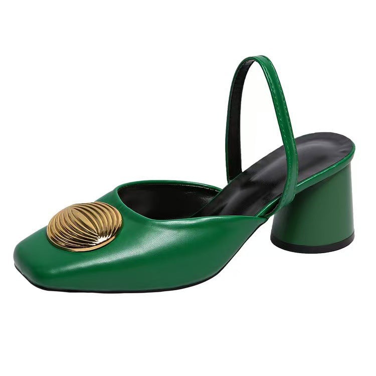 Dame Slingback Pumps med moderigtigt gulddetalje og blokkede hæle Stilla