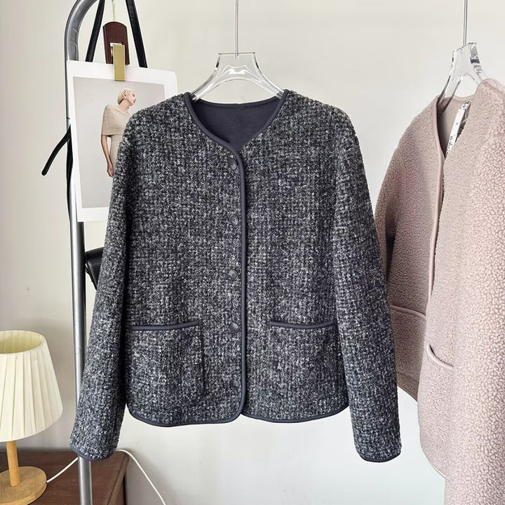 Dames moderigtige cardigan med knapdetaljer og praktiske lommer Stilla