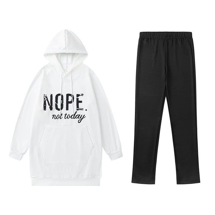 Femme Graphic Hoodie og Jogger Sæt Stilla