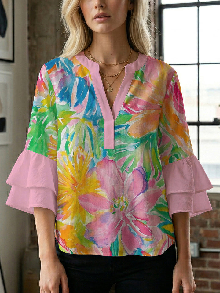 Damebluse med voluminøse flæseærmer og blomstermønster Skovae