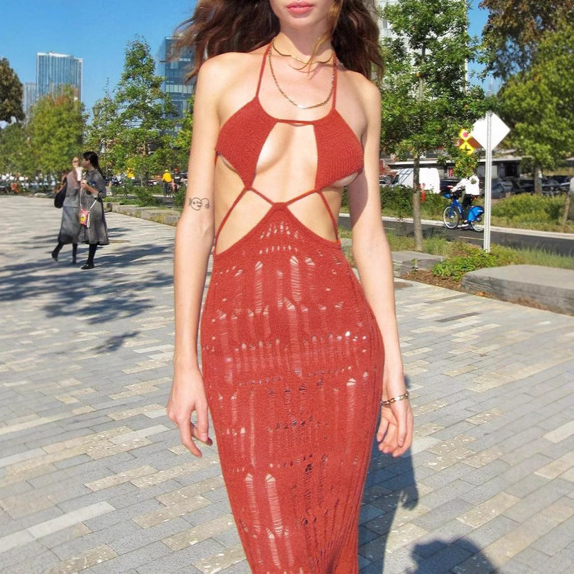 Dame maxikjole med raffineret cut-out-design og delikate stropper Skovae