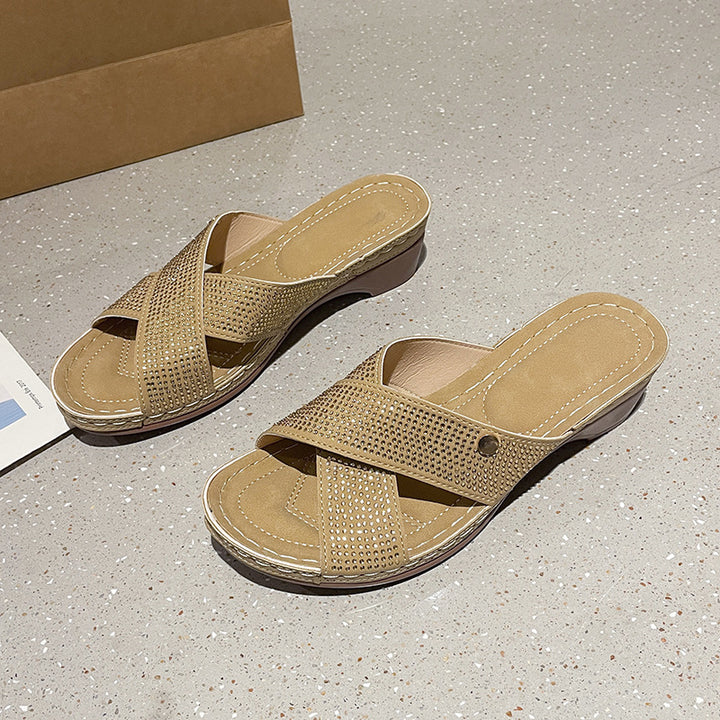Dame Wedge-sandaler med perforeret overdel og komfortabel indersål Stilla