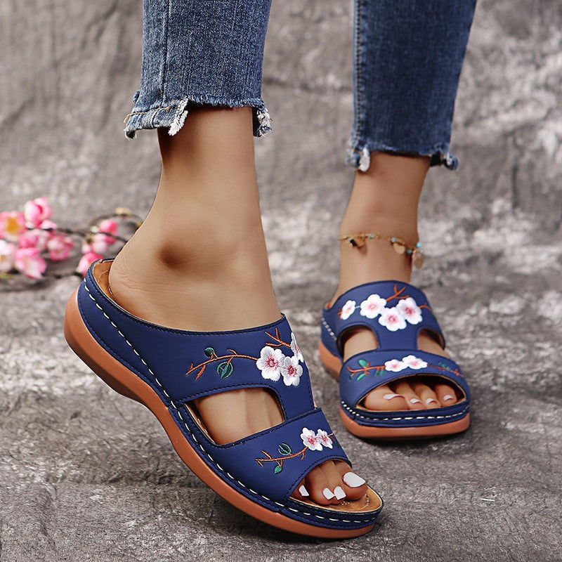 Dame komfortable pantofler med blomstermotiv og anatomisk fodseng Stilla