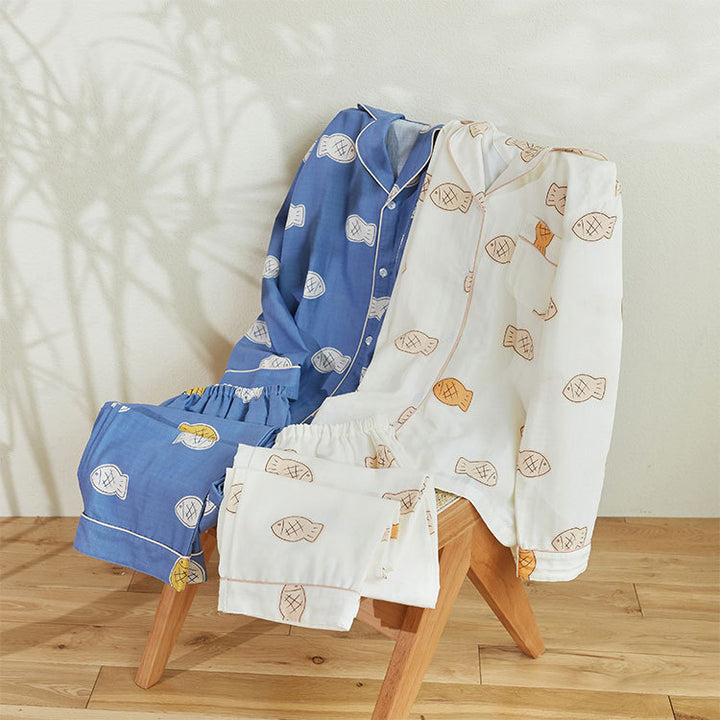 Dame Pyjama-sæt i høj kvalitet, åndbar stof med legende fiske-design Stilla