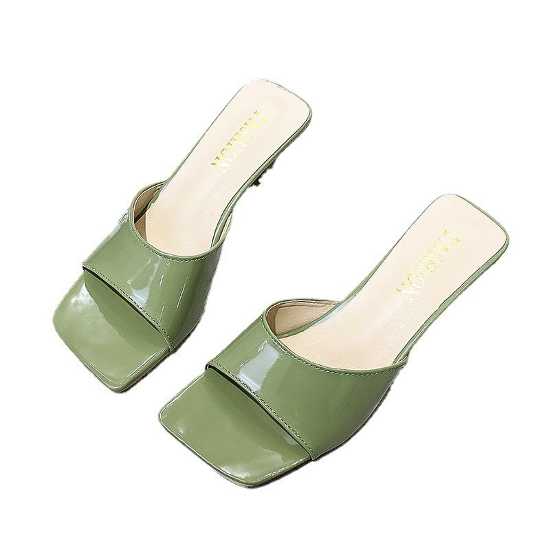 Dame Elegant og komfortabel slide-sandaler med moderne blokhæle Stilla