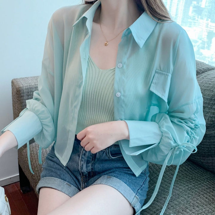 Kvinders Gennemsigtige Bluse med Innovative Detaljer Stilla