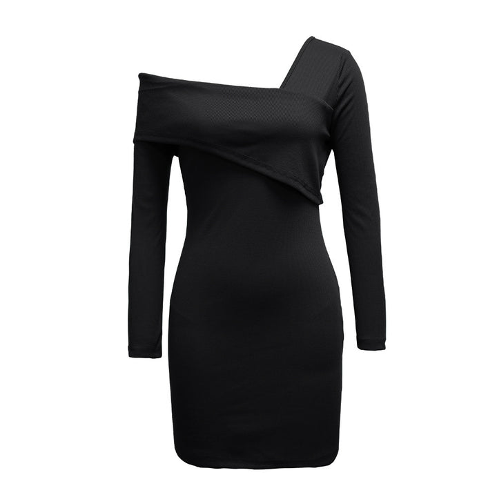 Dame Bodycon-kjole med asymmetrisk udskæring og lange ærmer Stilla