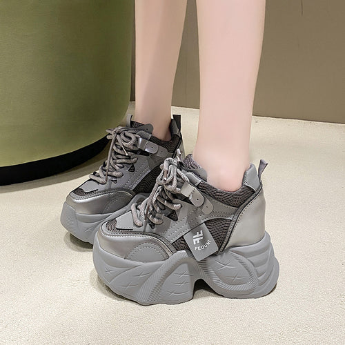 Dame Chunky Sneakers med fremragende hældning og åndbart mesh-overmateriale Stilla