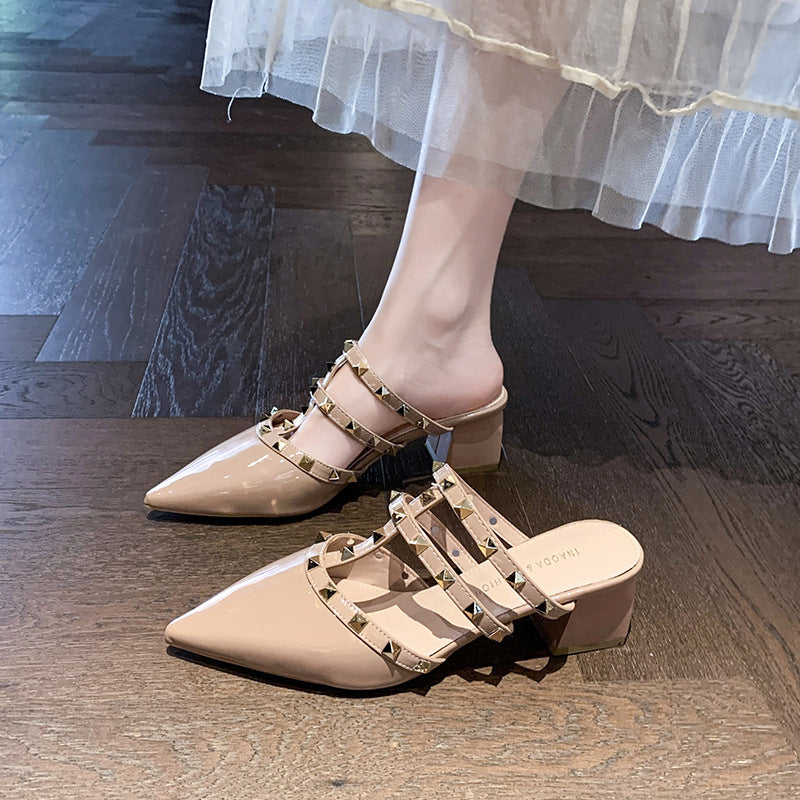 Dame Chunky Heel Slide Mules med dekorative nitter Stilla
