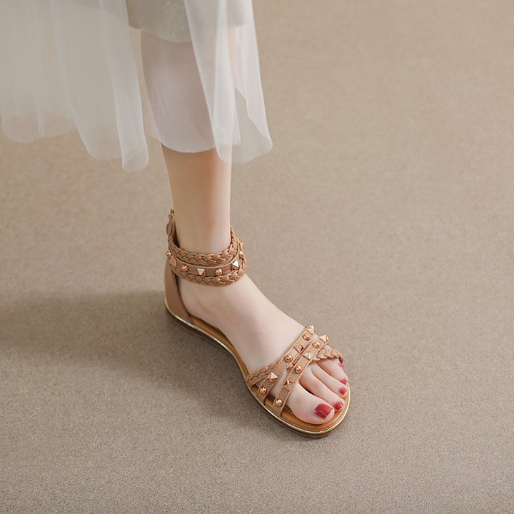 Dame strand-sandaler med flettet rem og prik design Stilla