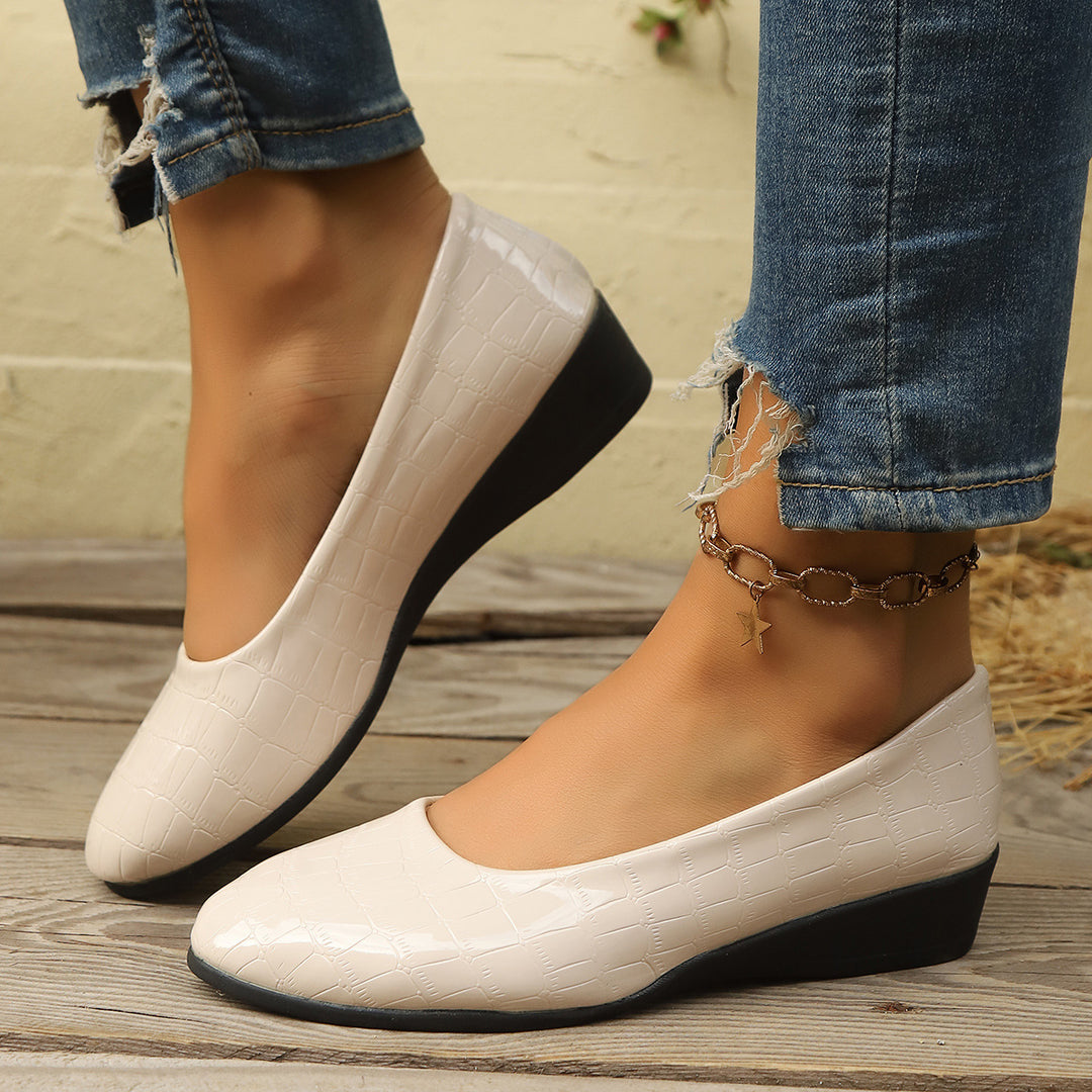 Dame Elegante Ballerinas med moderne krokodilleskinds-mønster og behageligt fodseng Stilla