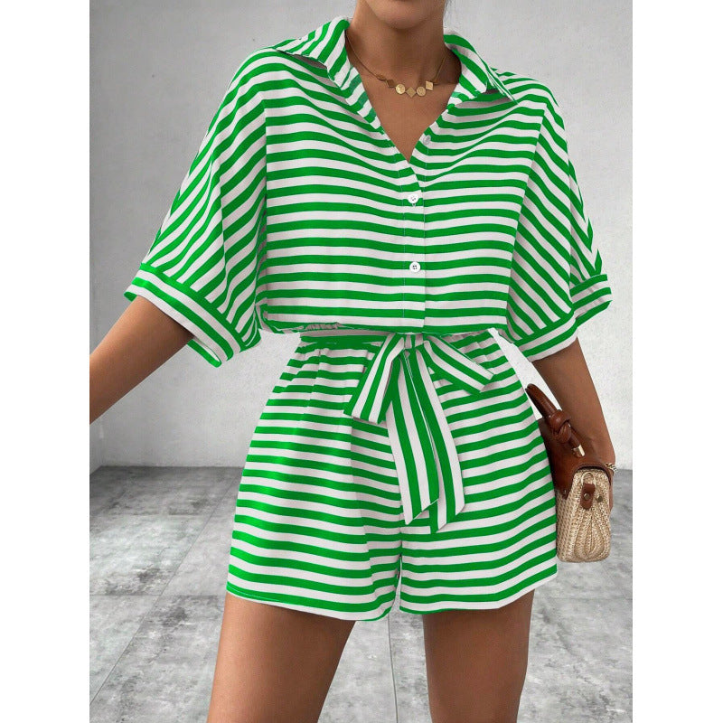 Dame Boxy-shirt og shorts-sæt med stribet design Stilla