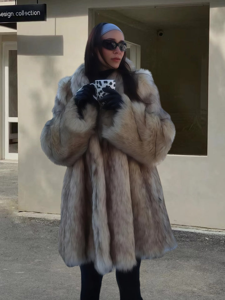 Dame Kunstpels Frakke med oversized snit og elegante detaljer Stilla
