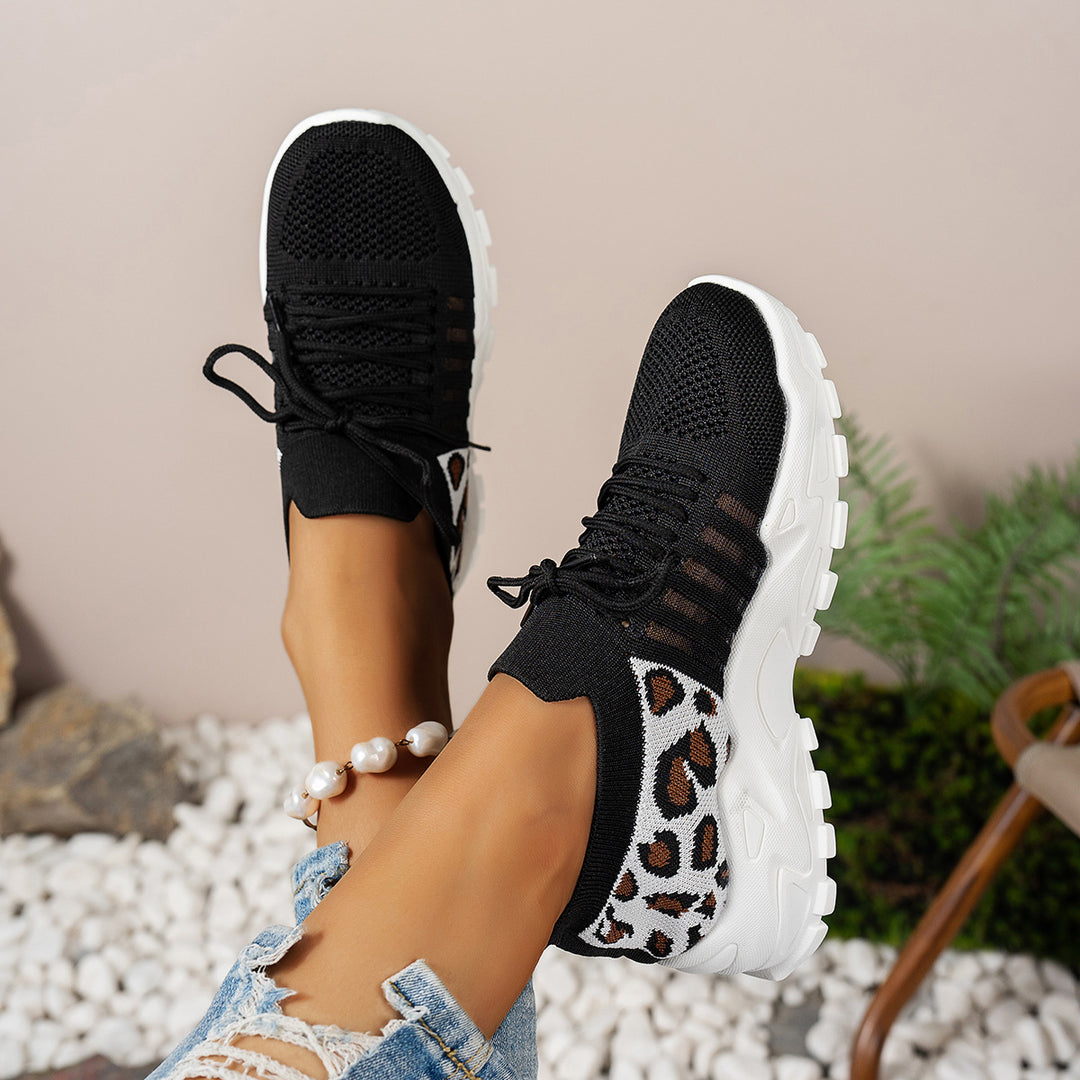 Dame sporty sneakers med åndbart overmateriale og skridsikker sål Stilla