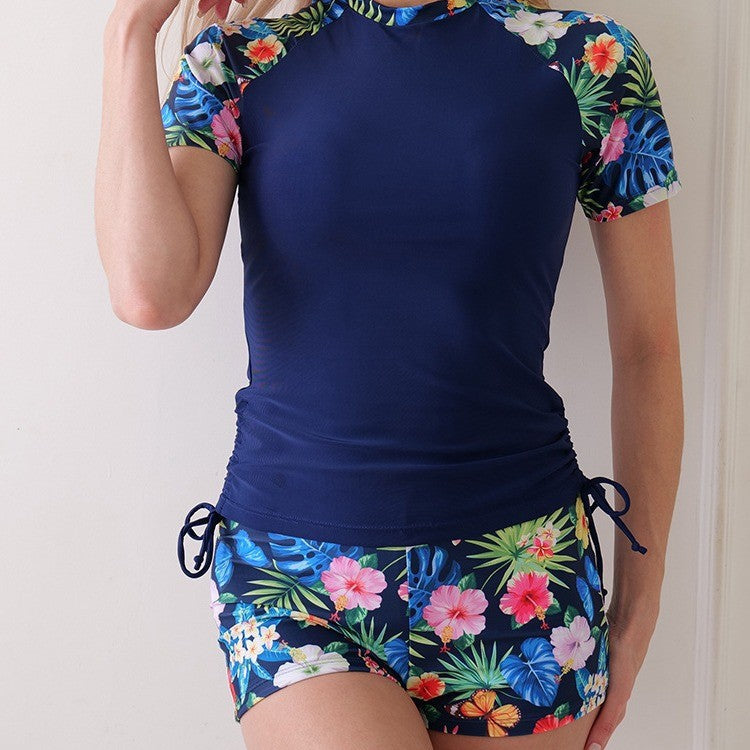 Dame Sporty badetøj med floral mønsterdetalje og figursyet snit Stilla