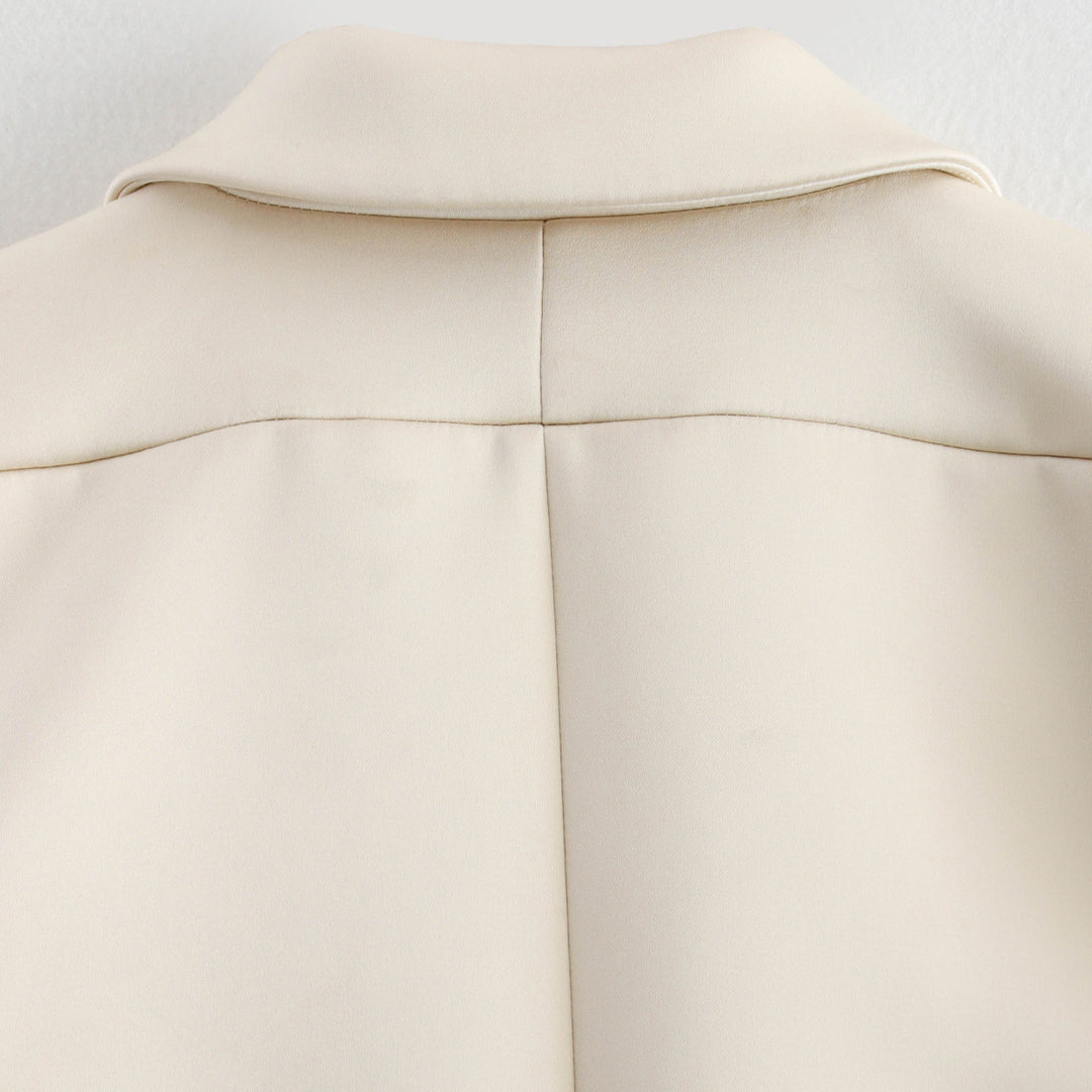 Femme Figursyet Kort Blazer Stilla