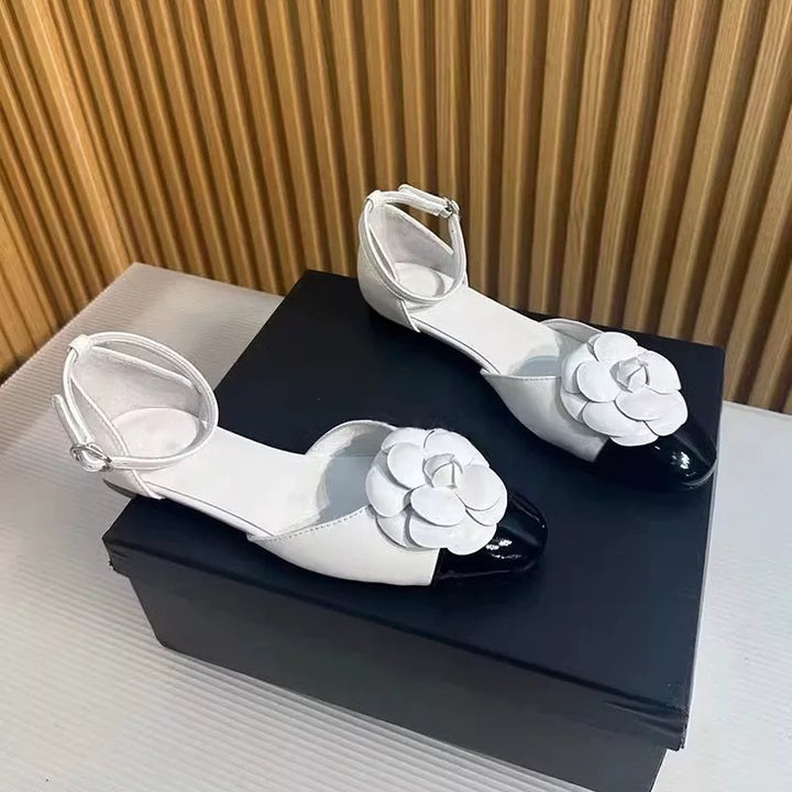 Dame Elegante Halbsandaler med floralt 3D-detalje Stilla