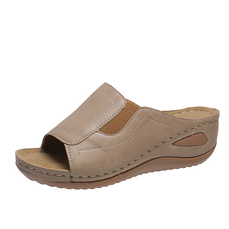 Kvinder komfortable clogs med ergonomisk fodseng og fashionable cut-outs Stilla