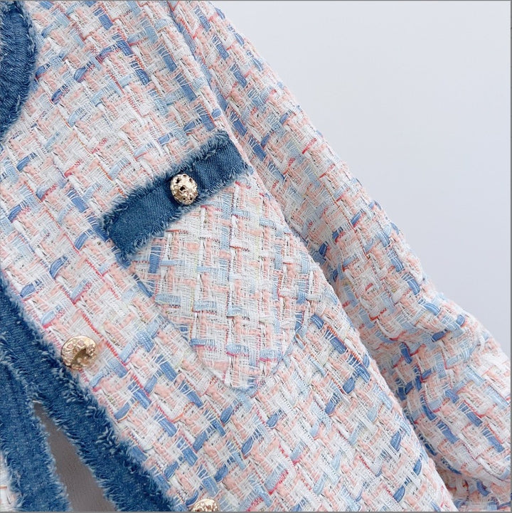 Dame Elegant Boucle-Jakke med frynset kant og dekorative knapdetaljer Stilla