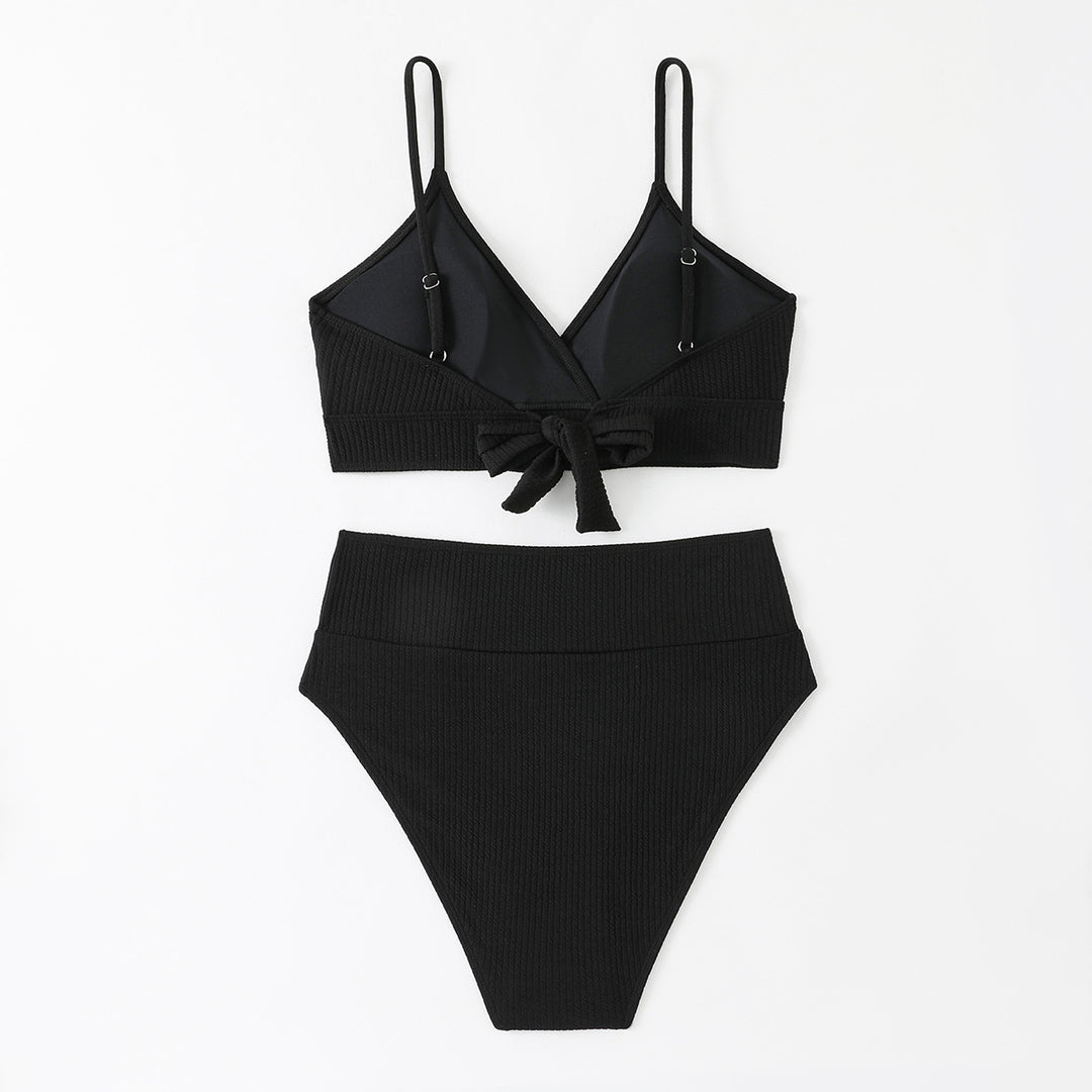 Dame Højt skåret Bikini-sæt med elegant indpakningsoberdel og moderigtige ribdesign Stilla