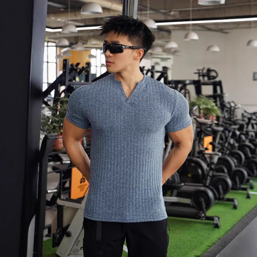 Herrer muskelshirt med struktureret V-udskæring og åndbar teknologi Stilla