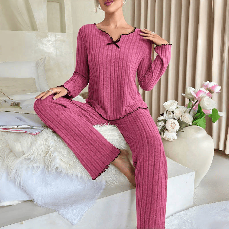 Femme Cozy Rippstrik Lounge Sæt med dekorativt trim Stilla