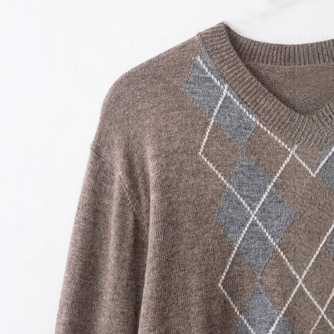 Kvindesweater med elegant diamantmønster Stilla