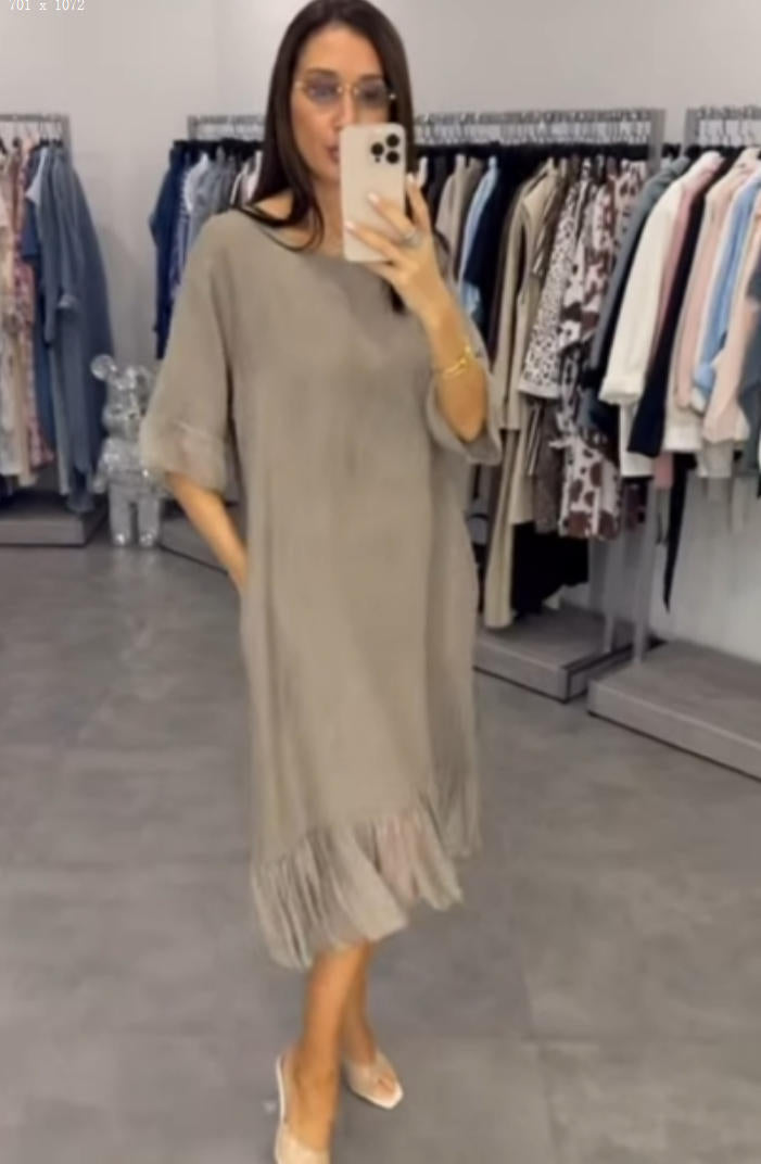 Dame Relaxed Fit Midikjole med Ruffle-saum Stilla