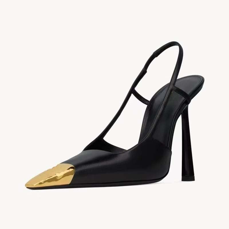 Dame Stiletto-hæle med moderigtige metallic-detaljer Stilla