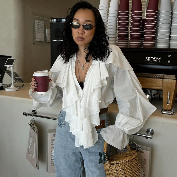 Dame Let Bluse med voluminfløjelser Stilla