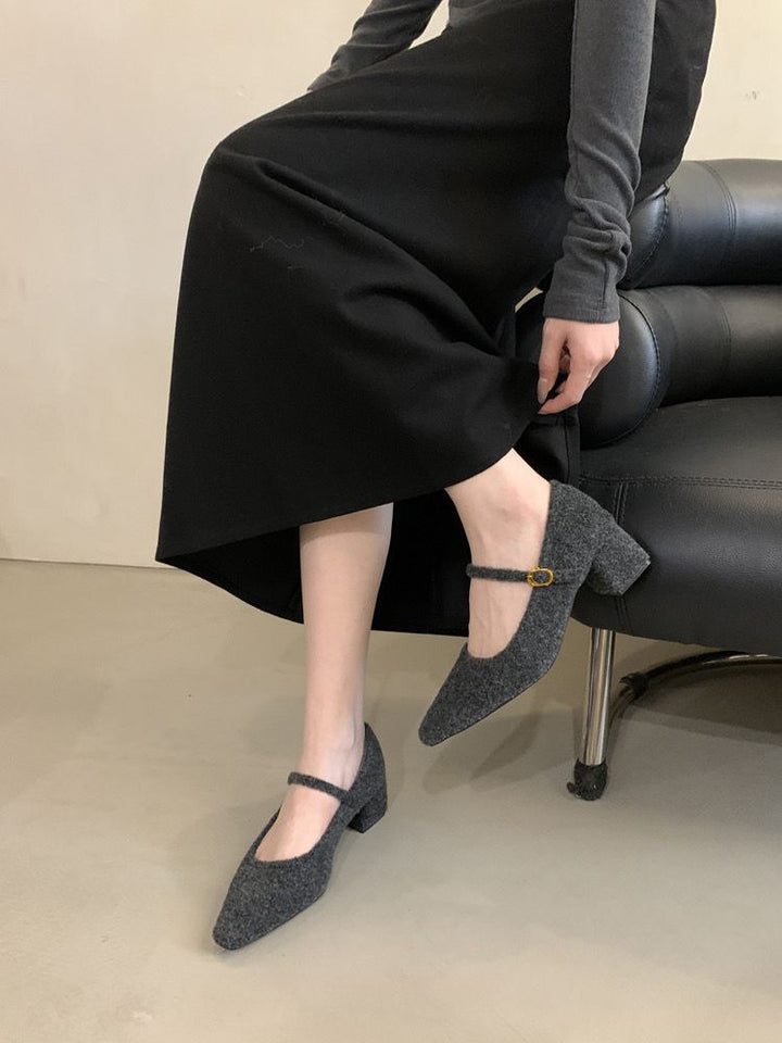 Femme Elegante Chunky Heel Pumps Stilla