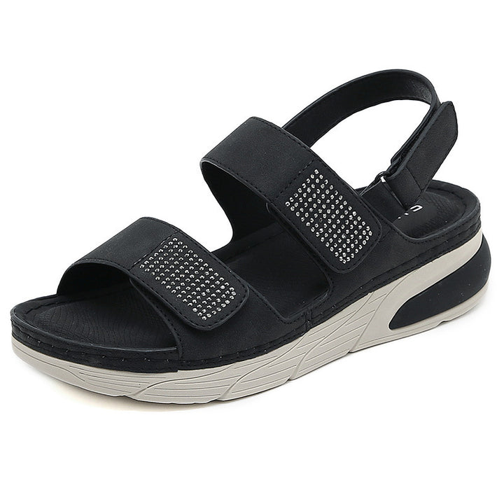 Dame sandaler med komfortabelt velcrolukning og elegant strass-applikation Stilla
