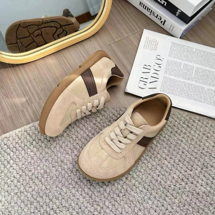 Dame Sporty Sneakers med åndbart ruskindsoverflade og skridsikker sål Stilla