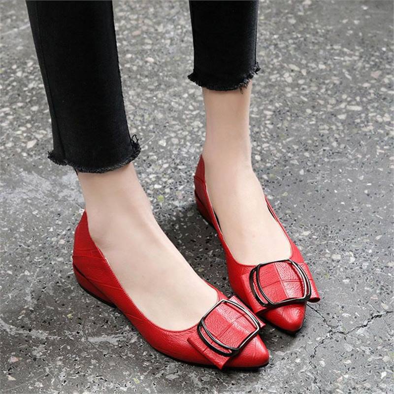 Dame ballerinas med moderne spænde-applikation og elegant design Stilla