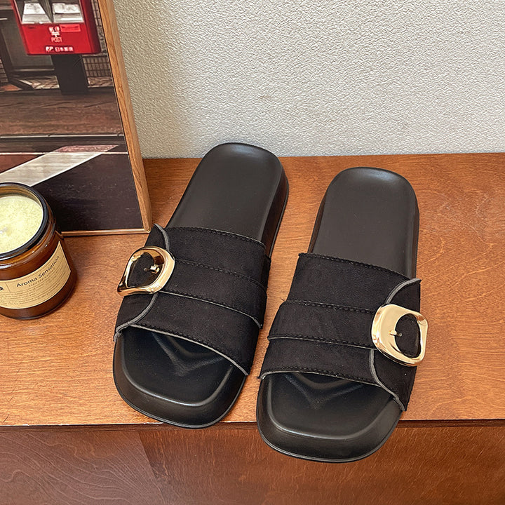 Dame Komfortable og elegante slides med dekorative spænder Stilla
