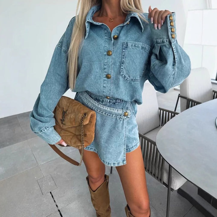 Dame Denim Skjorte med kort Jeansskørt-applikation og smart Knapdesign Stilla