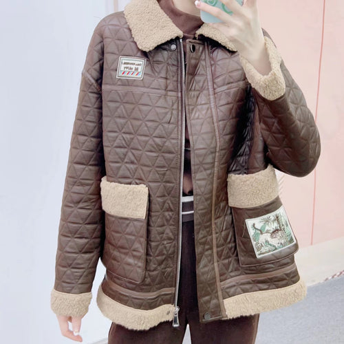 Dame quilted jakke med moderne krave og praktiske lommer Stilla