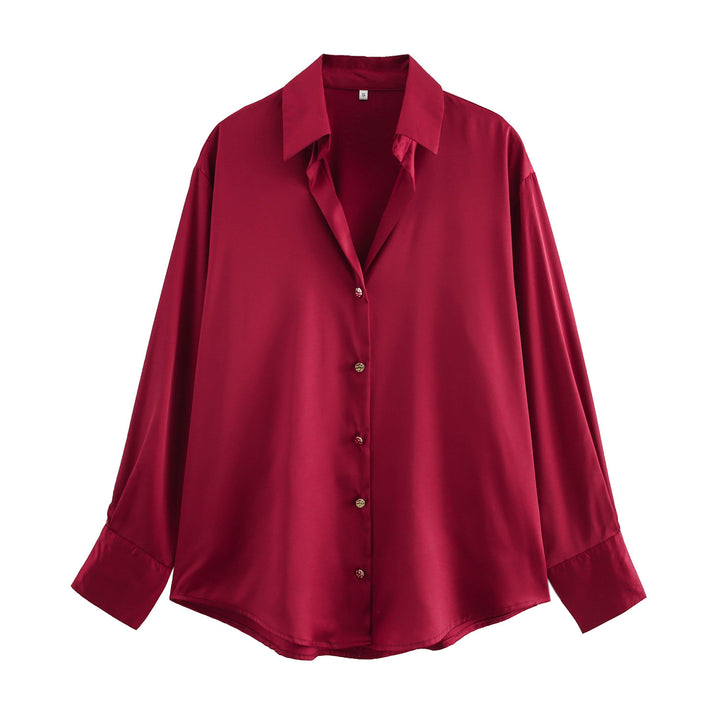 Dame silkebluse med moderne knapdetaljer Stilla